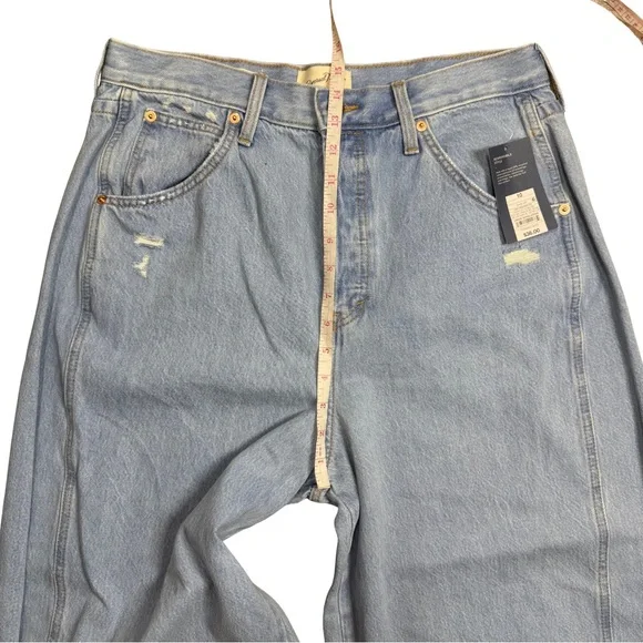 NWT Universal Thread 10 High Rise Curved Jean Barrel Light Wash Recycled Cotton - Picture 7 of 9